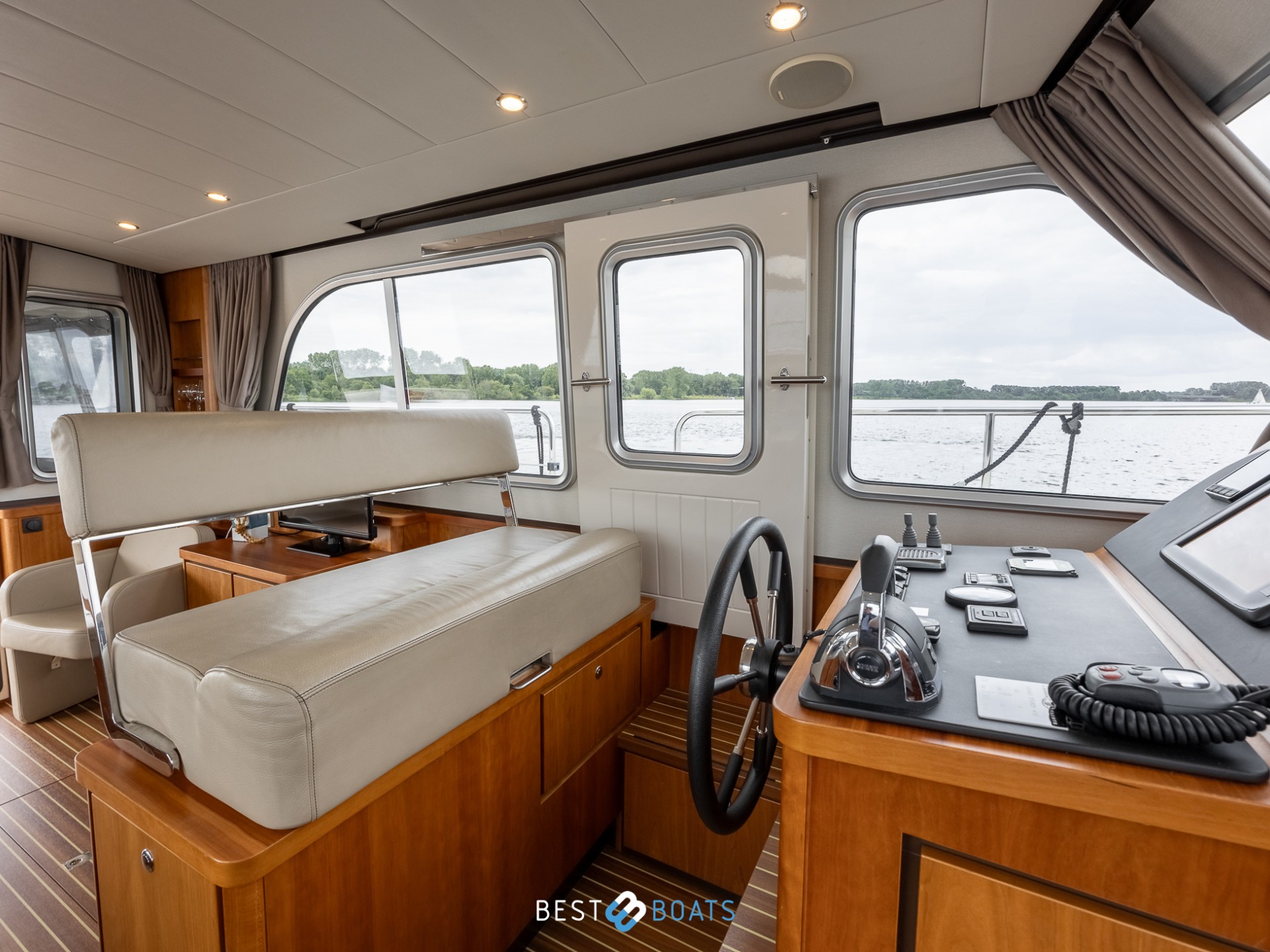 Linssen Grand Sturdy 410 Sedan