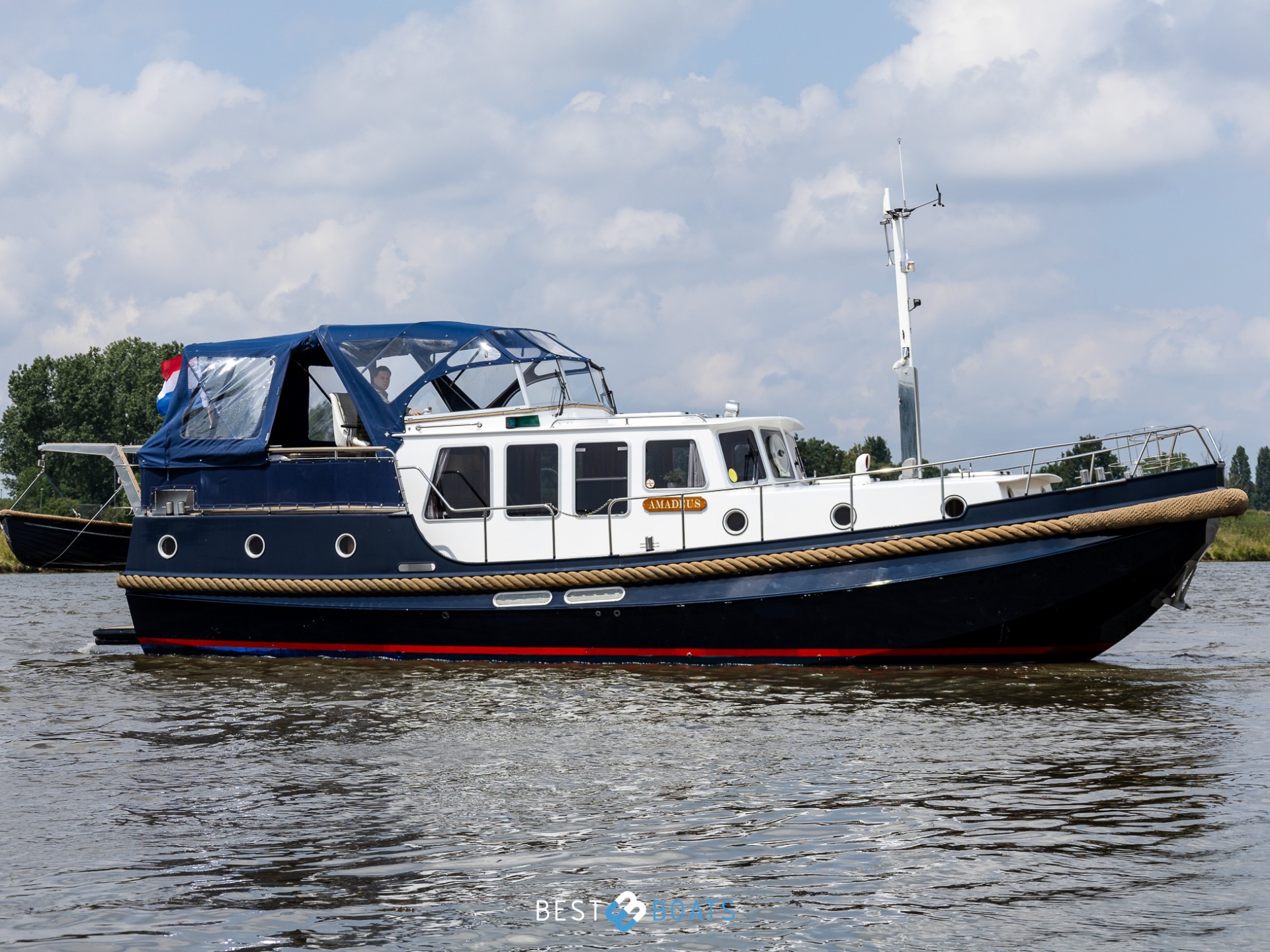 Linssen Classic Sturdy 400 AC Twin