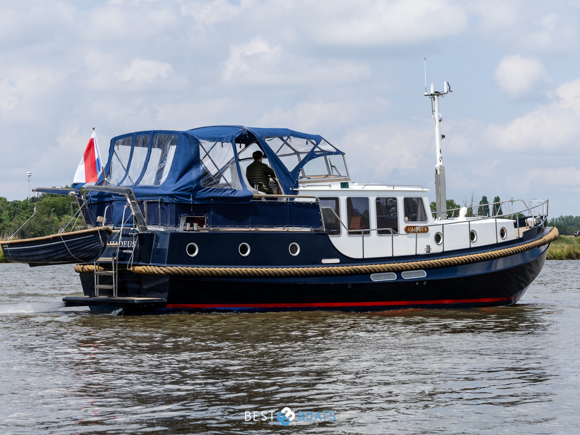 Linssen Classic Sturdy 400 AC Twin