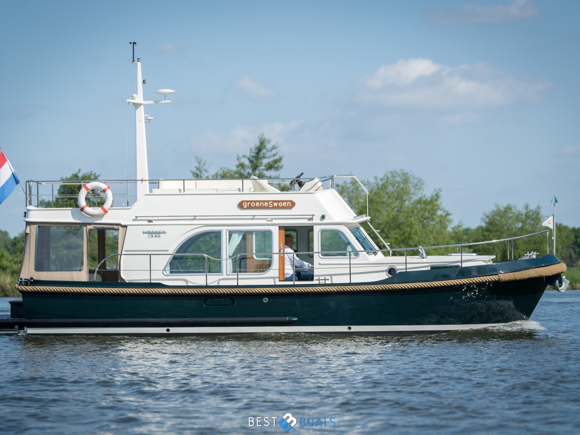 Linssen Classic Sturdy 36 Sedan Deck Bridge