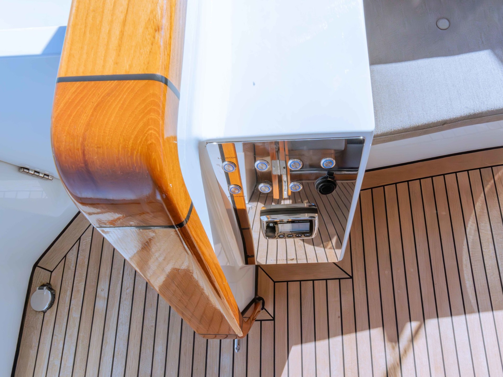 Linssen Grand Sturdy 590 AC Wheelhouse L-Class