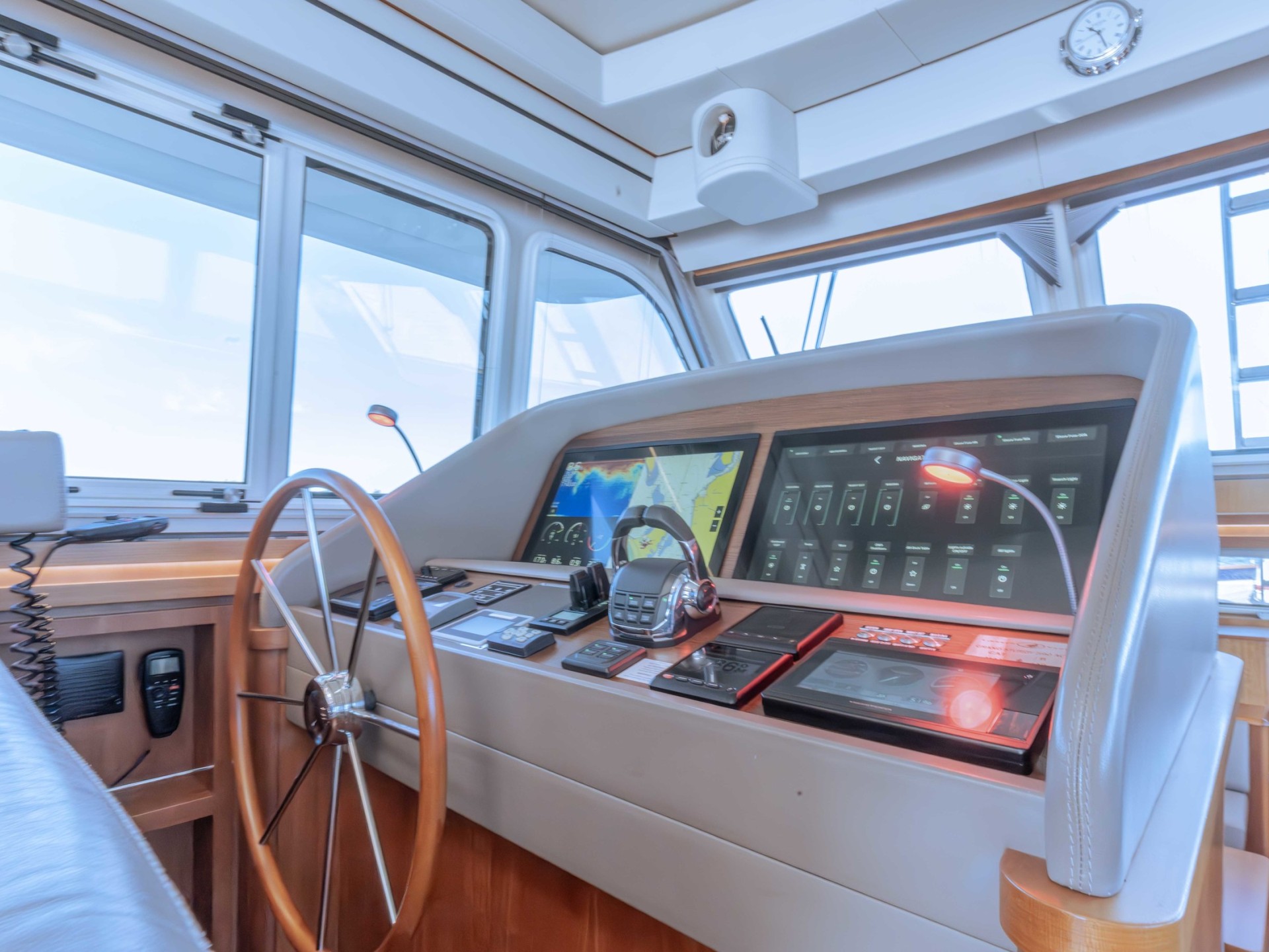 Linssen Grand Sturdy 590 AC Wheelhouse L-Class