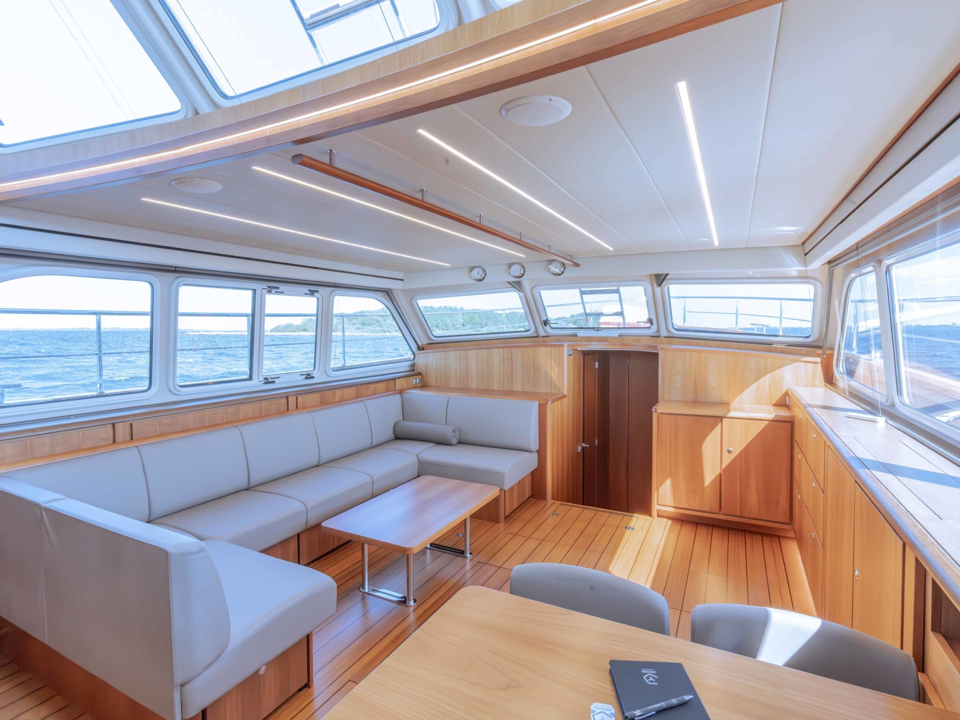 Linssen Grand Sturdy 590 AC Wheelhouse L-Class