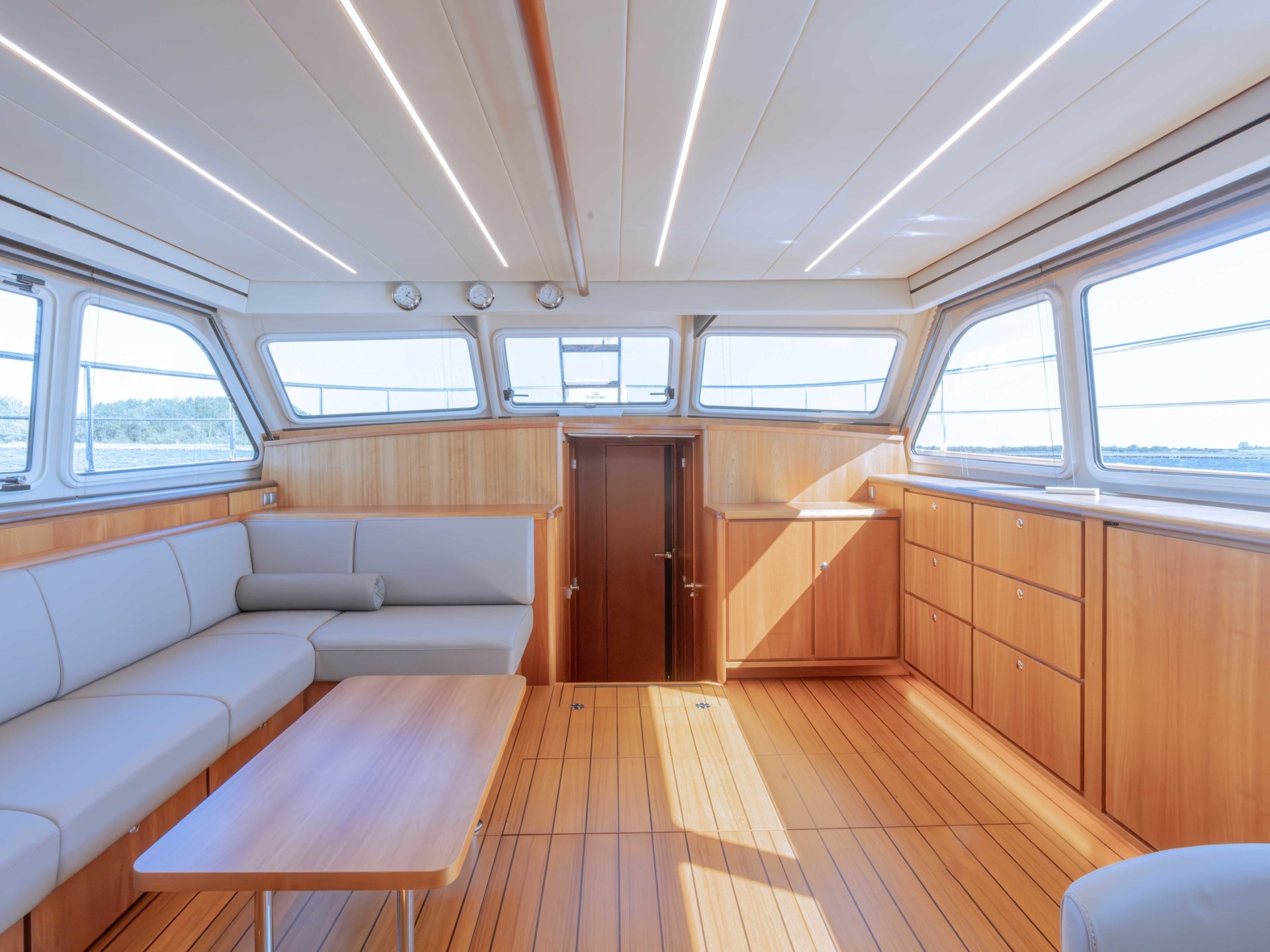 Linssen Grand Sturdy 590 AC Wheelhouse L-Class