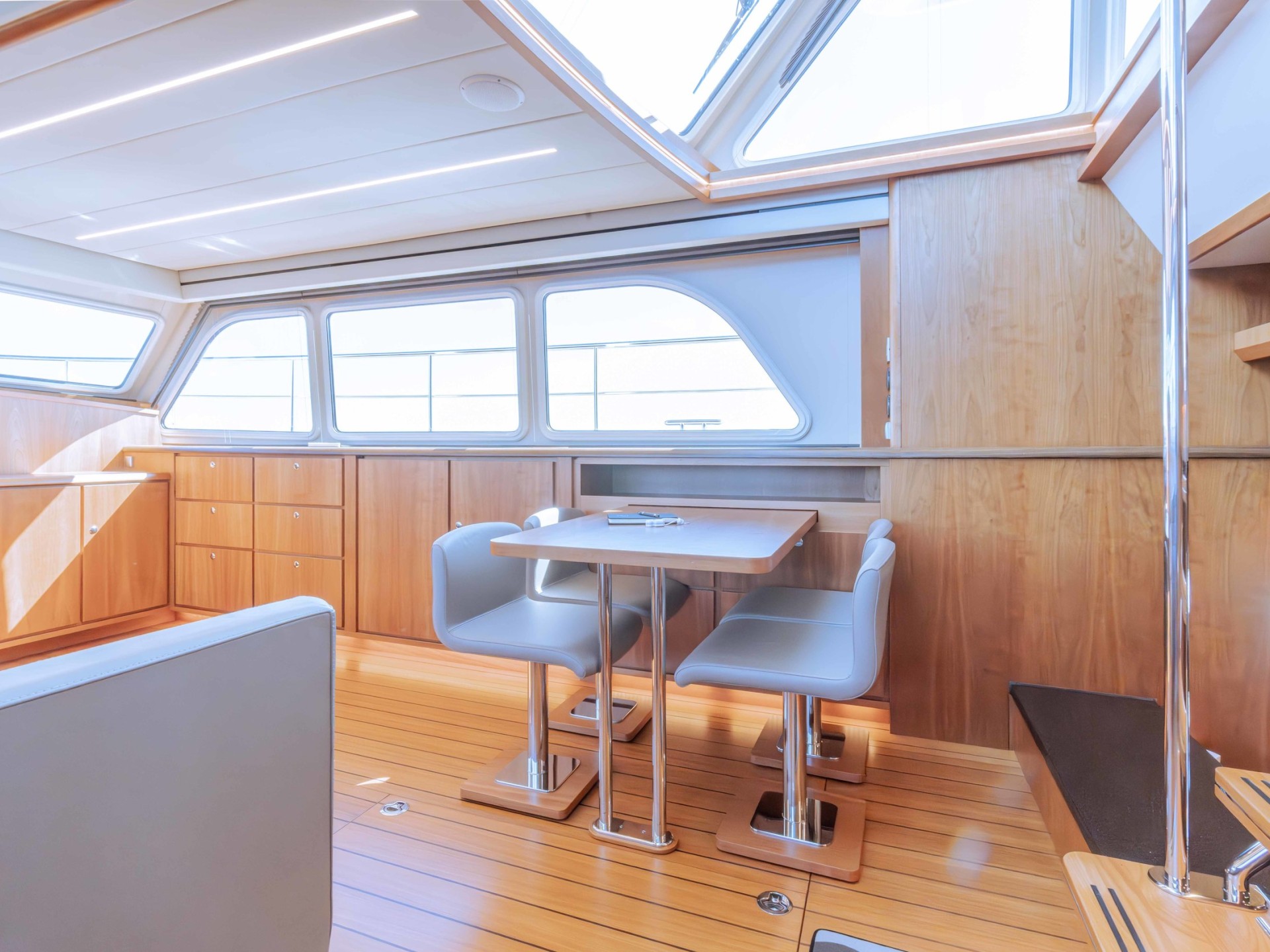 Linssen Grand Sturdy 590 AC Wheelhouse L-Class