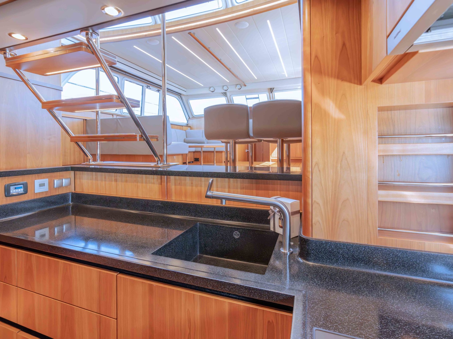 Linssen Grand Sturdy 590 AC Wheelhouse L-Class