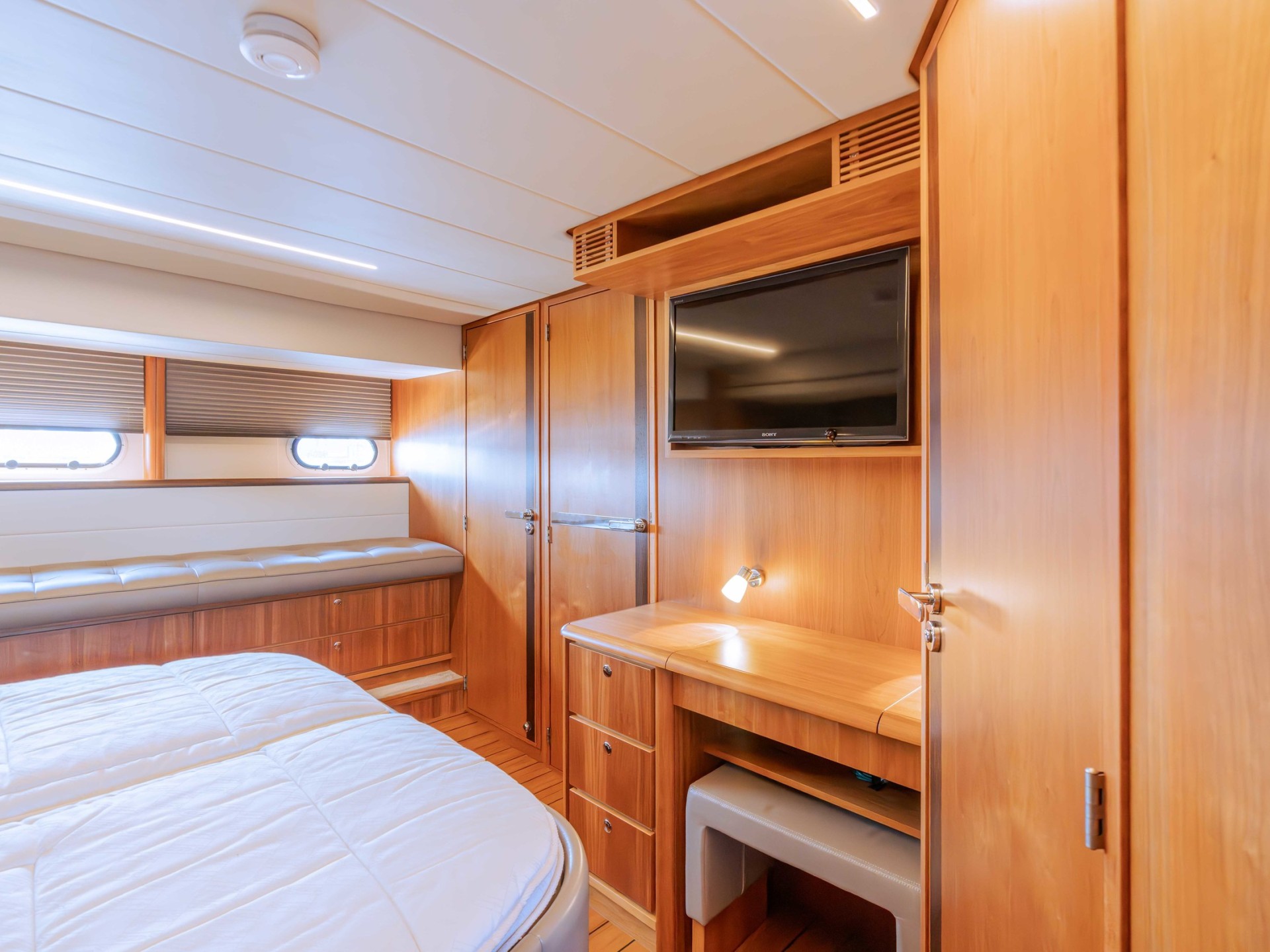 Linssen Grand Sturdy 590 AC Wheelhouse L-Class