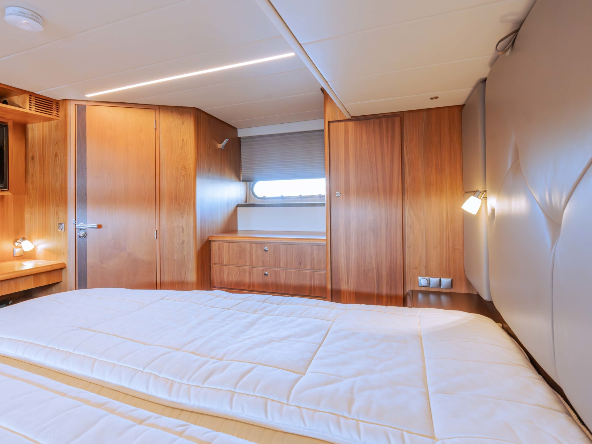 Linssen Grand Sturdy 590 AC Wheelhouse L-Class