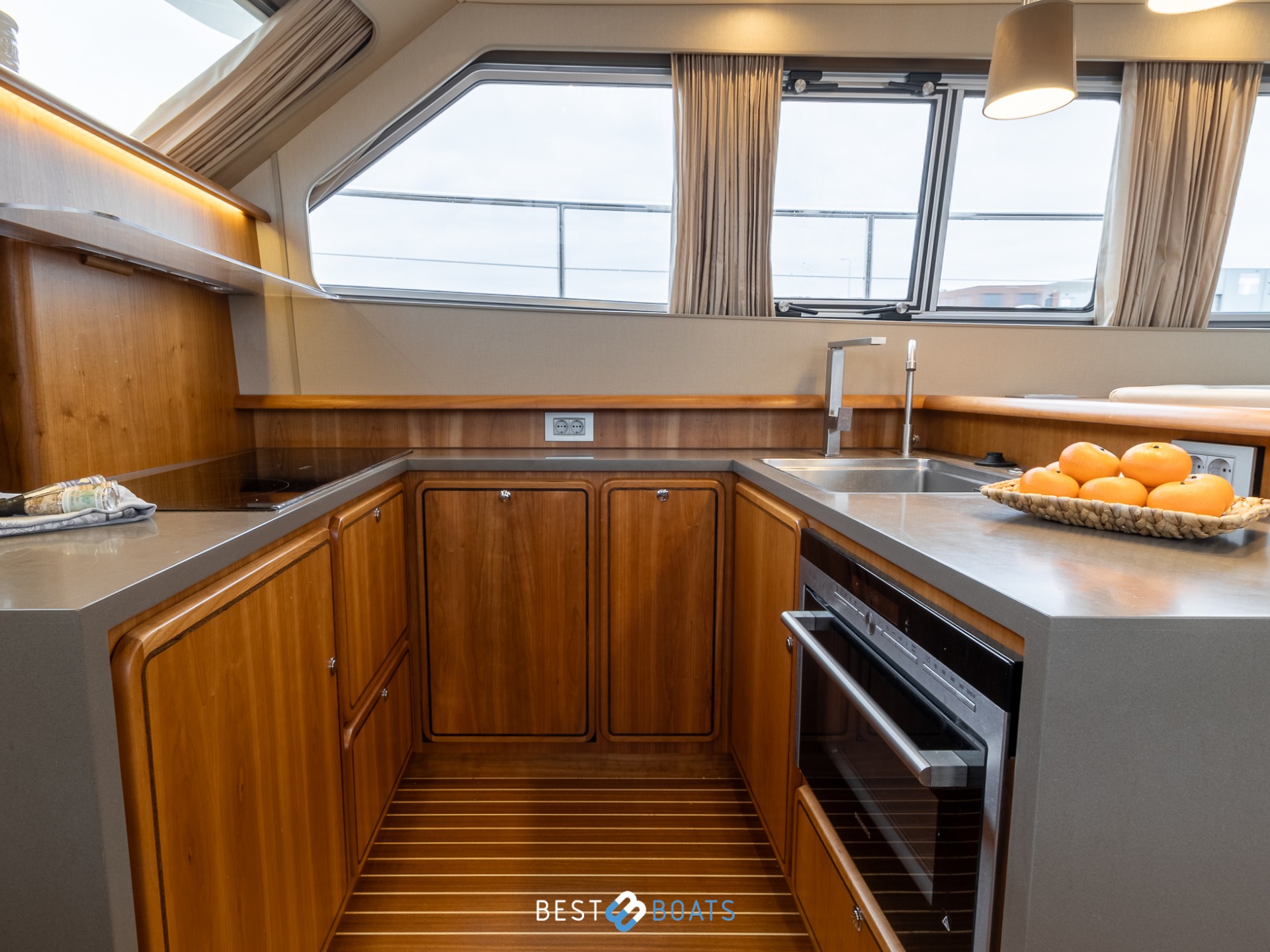 Linssen Grand Sturdy 500 AC Wheelhouse Long Top