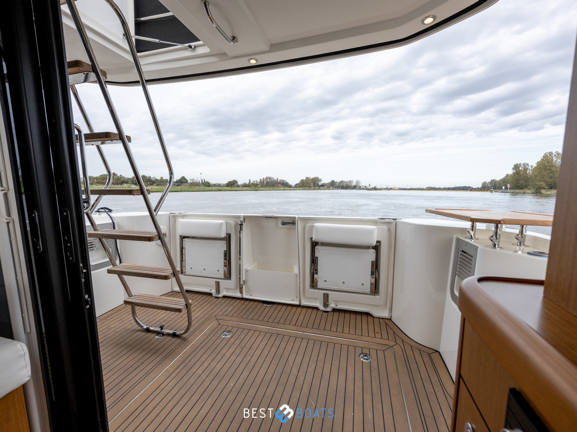 Beneteau Swift Trawler 30