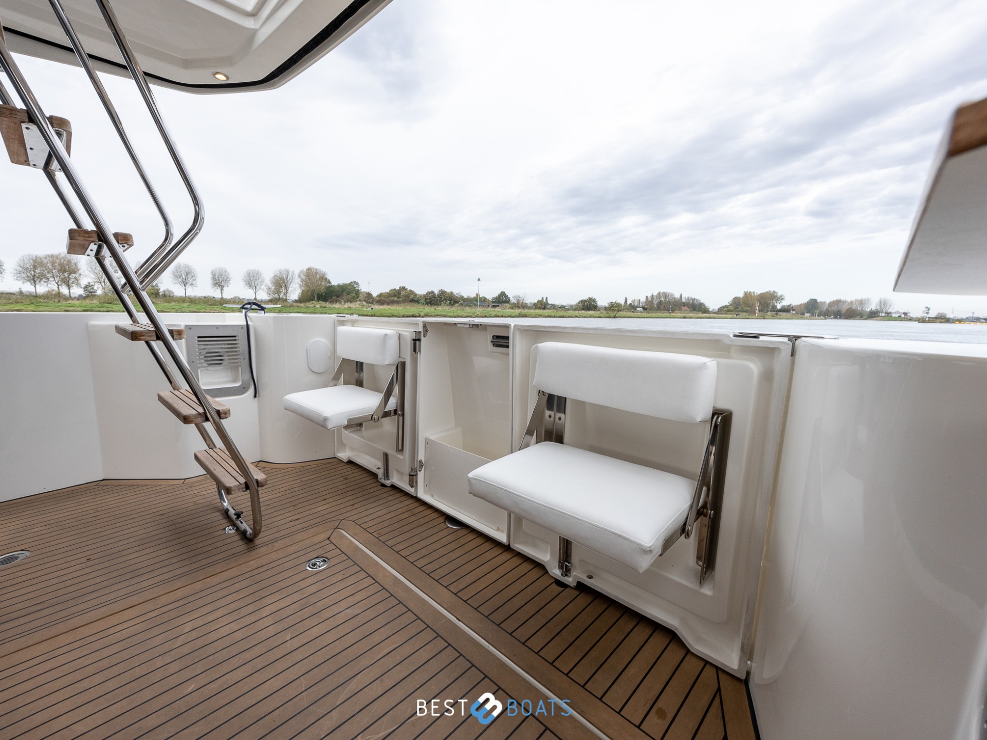 Beneteau Swift Trawler 30