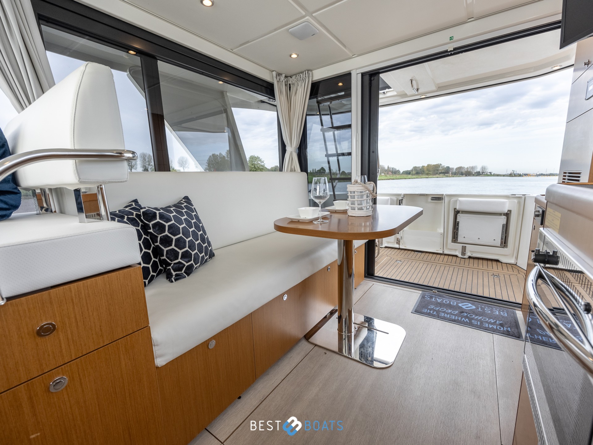 Beneteau Swift Trawler 30