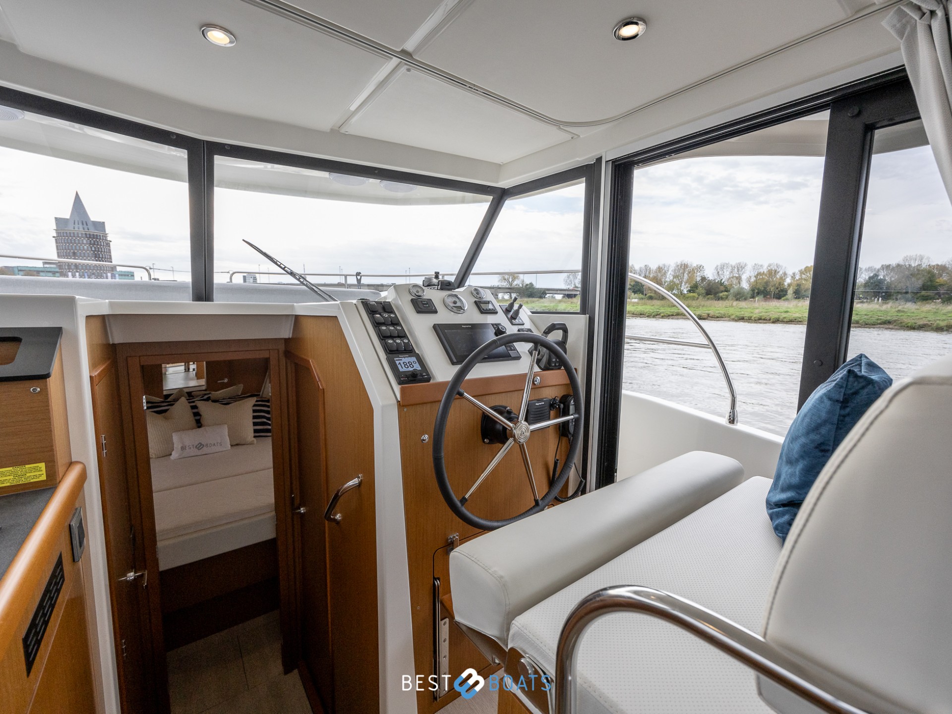 Beneteau Swift Trawler 30